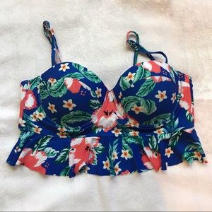 Ruffled Floral Bikini Top NWOT